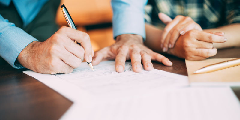 Issuing Share Certificates: Structure, Evidence, and Control